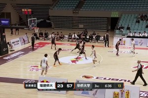 不用打附加赛，老詹乐坏：终于能摊在沙发上喝着小酒，看别人比赛